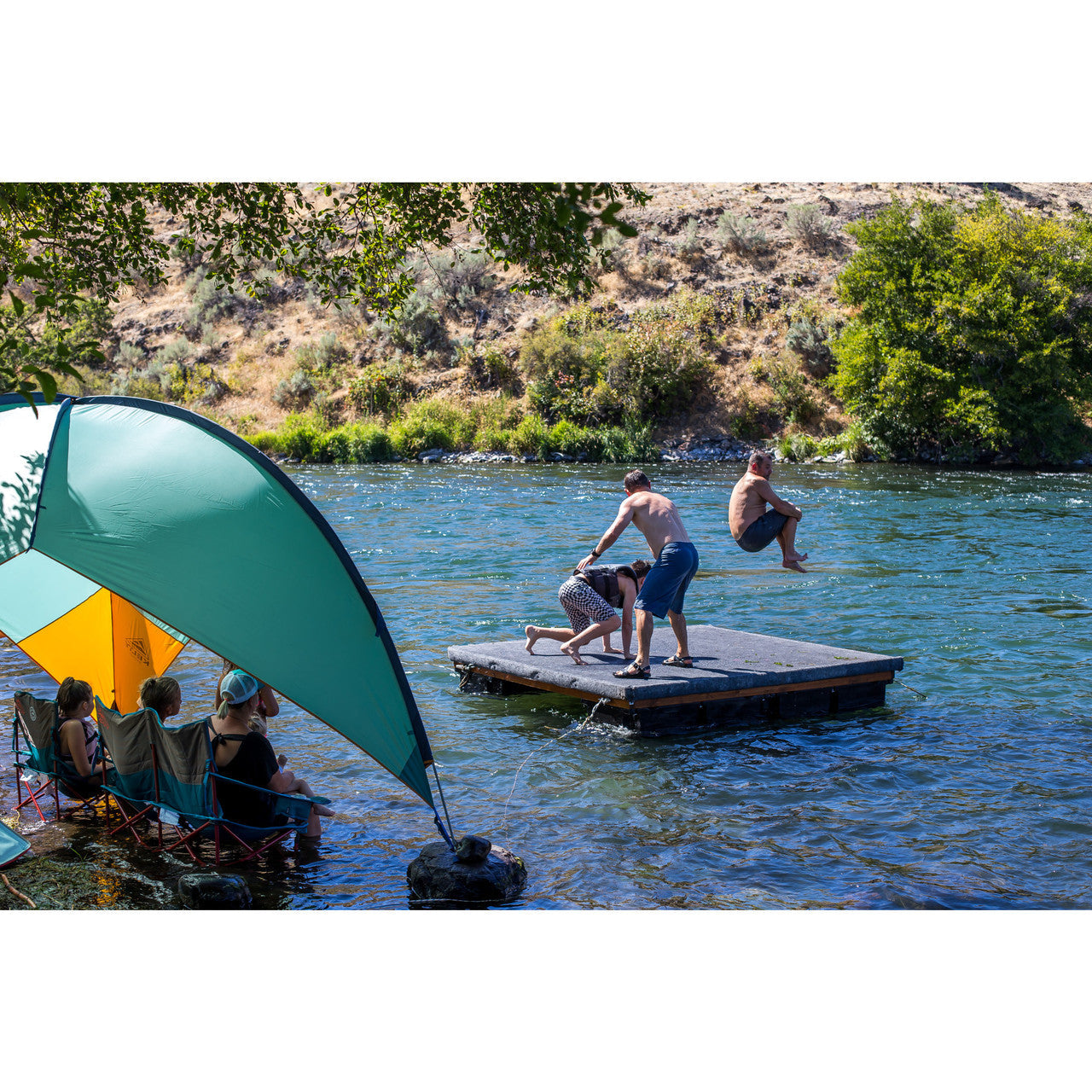 Sunshade With Side Wall